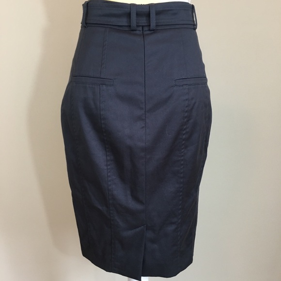 AKRIS punto pencil gray belted midi skirt, size 4(runs small) - Picture 4 of 8